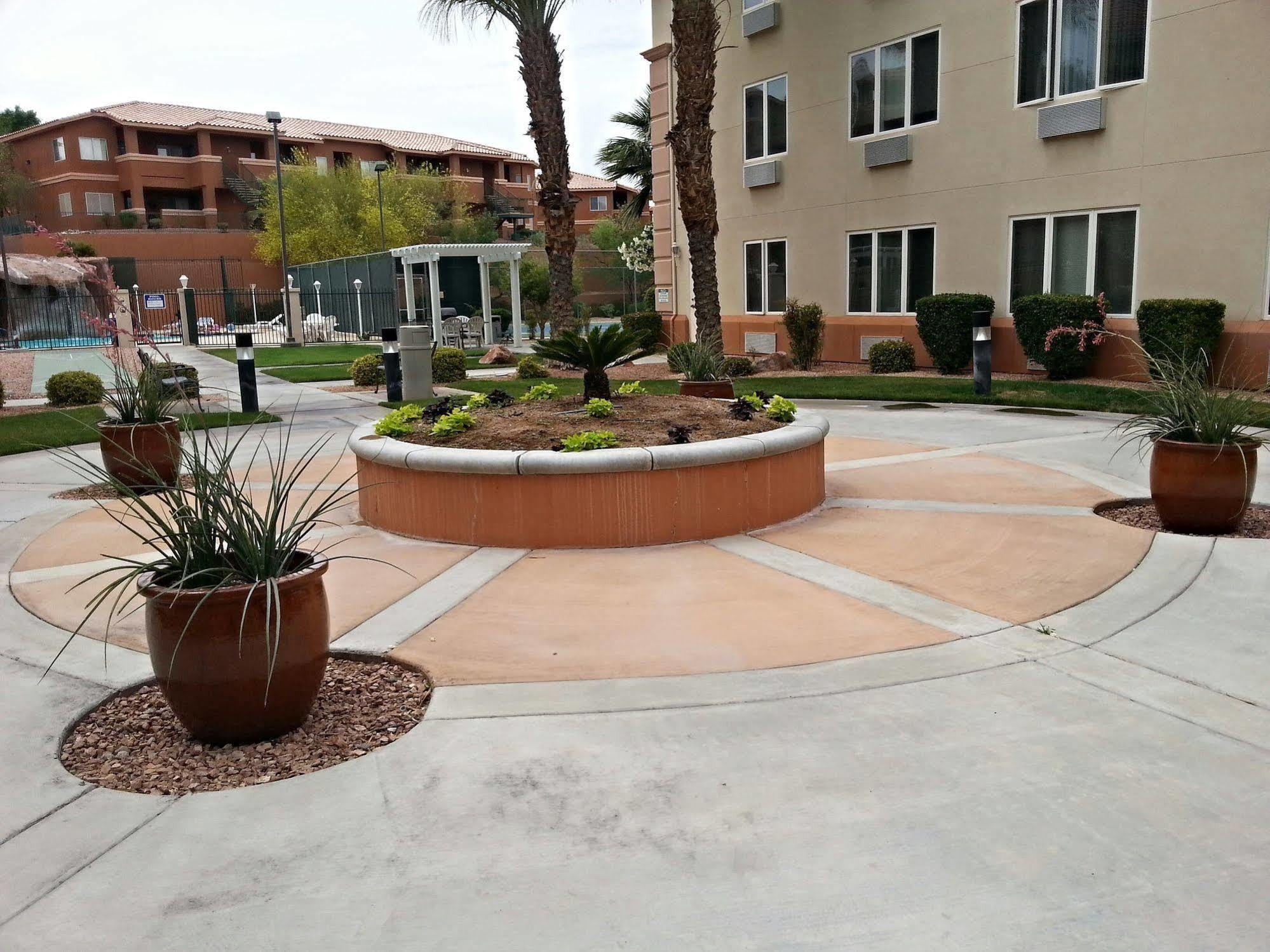 Mojave Edge Hotel Mesquite Exterior photo